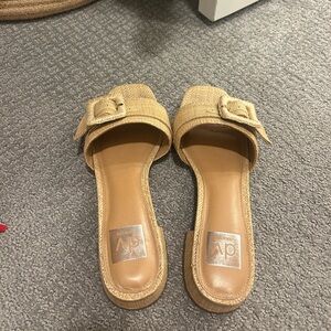 Dolce Vita Sandals Size 7.5